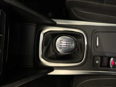 BN70ZTT Renault Megane 1.5 Blue dCi 115 Iconic 5dr Thumbnail #15