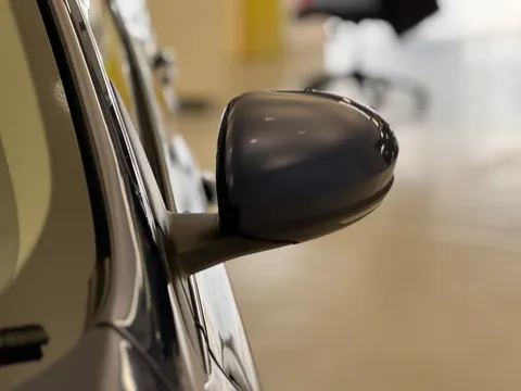 BN70ZTT Renault Megane 1.5 Blue dCi 115 Iconic 5dr Thumbnail #30