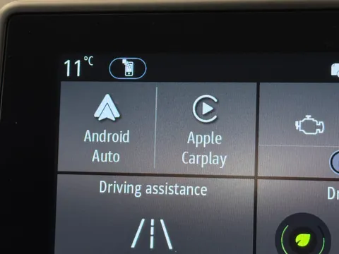 DY23UGP Renault Captur 1.6 E-Tech full hybrid 145 Techno 5dr Auto Thumbnail #23