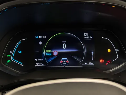 DY23UGP Renault Captur 1.6 E-Tech full hybrid 145 Techno 5dr Auto Thumbnail #27