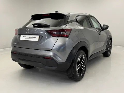 DV74MYL Nissan Juke 1.0 DiG-T N-Connecta 5dr Thumbnail #8