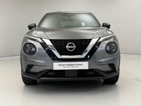 DV74MYL Nissan Juke 1.0 DiG-T N-Connecta 5dr Thumbnail #4