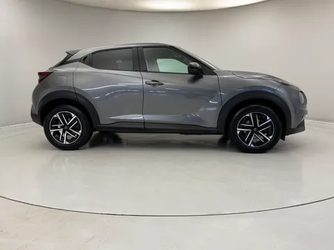 DV74MYL Nissan Juke 1.0 DiG-T N-Connecta 5dr Thumbnail #10