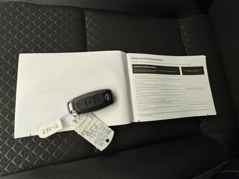 DV74MYL Nissan Juke 1.0 DiG-T N-Connecta 5dr Thumbnail #20