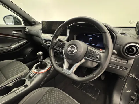 DV74MYL Nissan Juke 1.0 DiG-T N-Connecta 5dr Thumbnail #2
