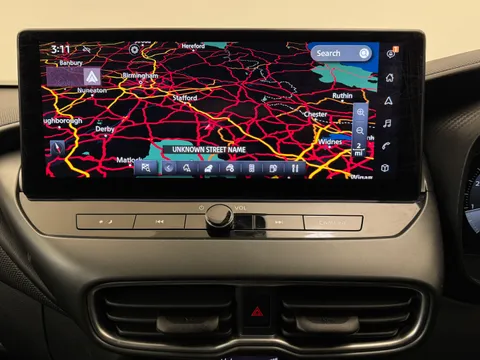 DV74MYL Nissan Juke 1.0 DiG-T N-Connecta 5dr Thumbnail #25