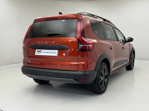 AF74XCB Dacia Jogger 1.6 HEV Extreme 5dr Auto Thumbnail #6