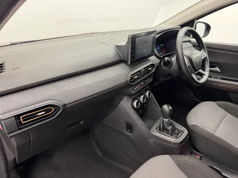 AF74XCB Dacia Jogger 1.6 HEV Extreme 5dr Auto Thumbnail #15