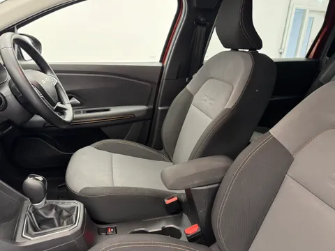 AF74XCB Dacia Jogger 1.6 HEV Extreme 5dr Auto Thumbnail #16