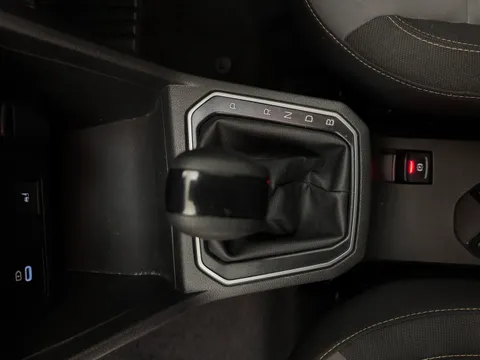 AF74XCB Dacia Jogger 1.6 HEV Extreme 5dr Auto Thumbnail #18