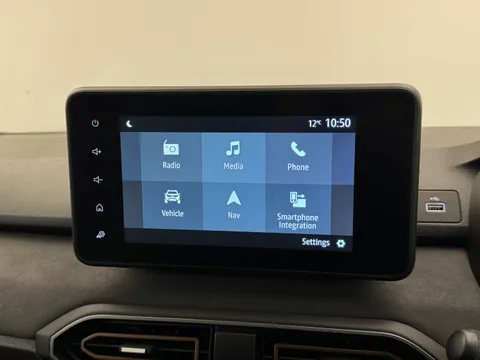 AF74XCB Dacia Jogger 1.6 HEV Extreme 5dr Auto Thumbnail #25