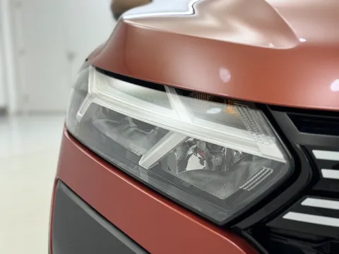 AF74XCB Dacia Jogger 1.6 HEV Extreme 5dr Auto Thumbnail #34