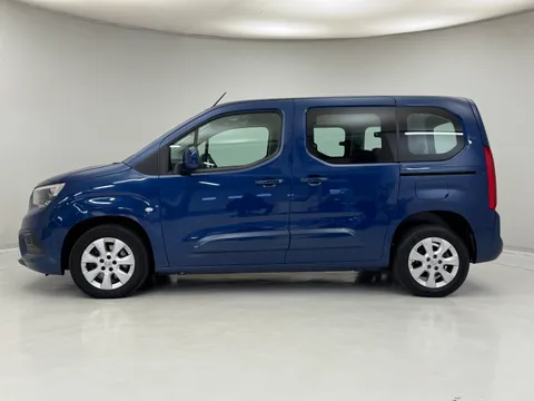 NA70WSW Vauxhall Combo Life 1.5 Turbo D Energy 5dr [7 seat] Thumbnail #8