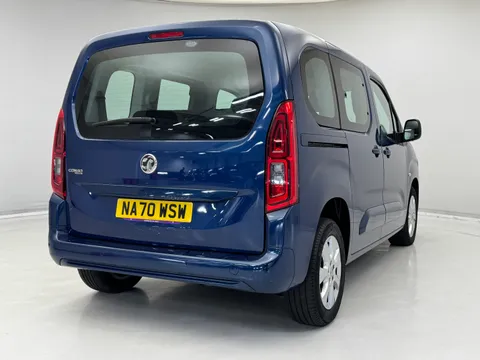 NA70WSW Vauxhall Combo Life 1.5 Turbo D Energy 5dr [7 seat] Thumbnail #5