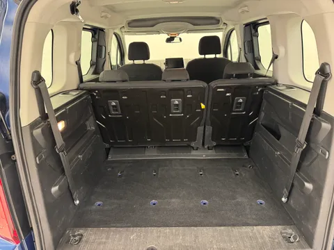 NA70WSW Vauxhall Combo Life 1.5 Turbo D Energy 5dr [7 seat] Thumbnail #9