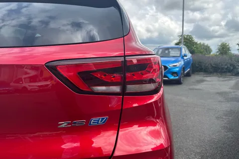 ME73NYP Mg Motor Uk Zs 130kW Trophy EV 51kWh 5dr Auto Thumbnail #23