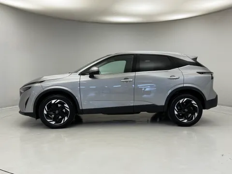 DL25KXF Nissan Qashqai 1.3 DiG-T MH N-Connecta 5dr Thumbnail #6