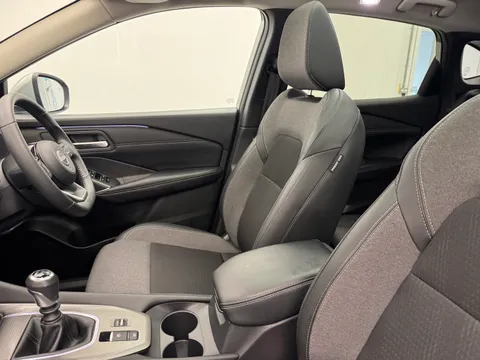 DL25KXF Nissan Qashqai 1.3 DiG-T MH N-Connecta 5dr Thumbnail #14