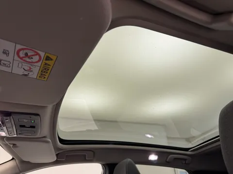 DL25KXF Nissan Qashqai 1.3 DiG-T MH N-Connecta 5dr Thumbnail #15