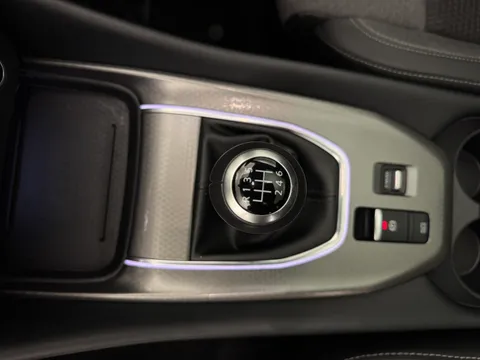 DL25KXF Nissan Qashqai 1.3 DiG-T MH N-Connecta 5dr Thumbnail #16