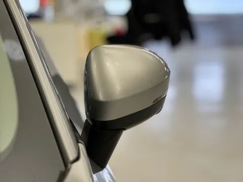 DL25KXF Nissan Qashqai 1.3 DiG-T MH N-Connecta 5dr Thumbnail #30