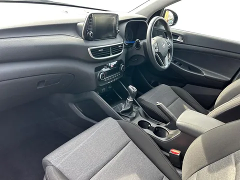 YW68OAX Hyundai Tucson 1.6 GDi SE Nav 5dr 2WD Thumbnail #12