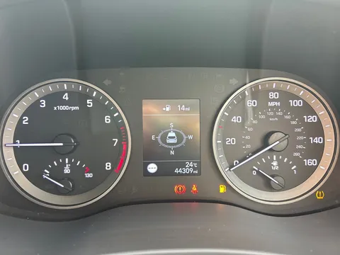 YW68OAX Hyundai Tucson 1.6 GDi SE Nav 5dr 2WD Thumbnail #17