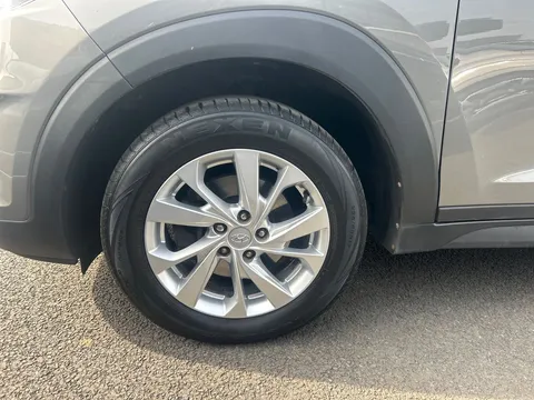 YW68OAX Hyundai Tucson 1.6 GDi SE Nav 5dr 2WD Thumbnail #24