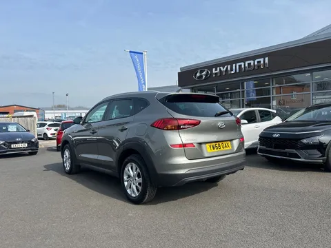 YW68OAX Hyundai Tucson 1.6 GDi SE Nav 5dr 2WD Thumbnail #6