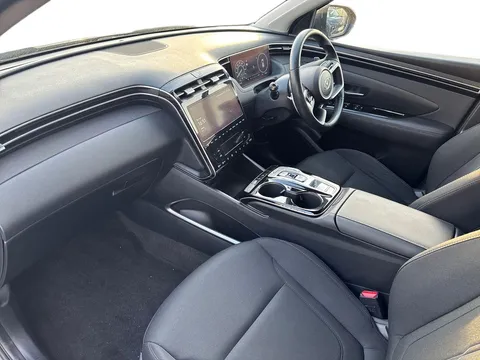 BF72GGA Hyundai Tucson 1.6 TGDi Hybrid 230 SE Connect 5dr 2WD Auto Thumbnail #15
