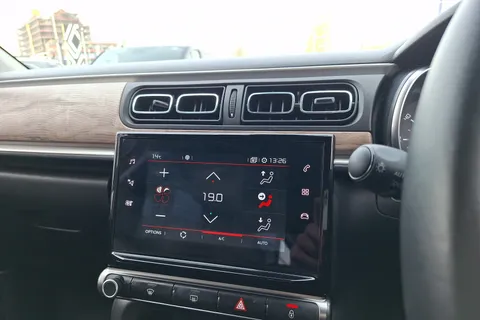 SL22NKG Citroën C3 1.2 PureTech Shine Plus 5dr Thumbnail #37