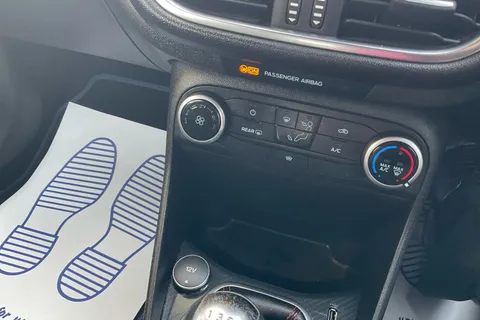 EA19XTE Ford Fiesta 1.0 EcoBoost ST-Line 5dr Thumbnail #26