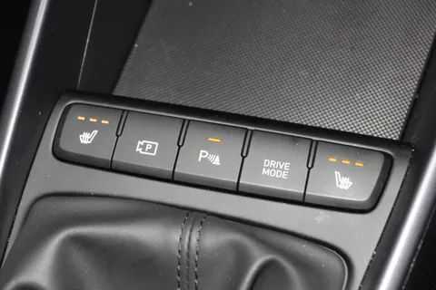 MD75NFE Hyundai i20 1.0T GDi Premium 5dr Thumbnail #24