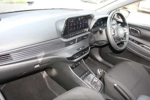 MD75NJU Hyundai i20 1.0T GDi Premium 5dr Thumbnail #9