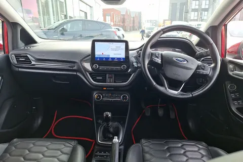 NX21OMV Ford Fiesta 1.0 EcoBoost Hybrid mHEV 125 Vignale Edition 5dr Thumbnail #4