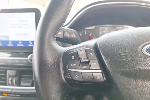 NX21OMV Ford Fiesta 1.0 EcoBoost Hybrid mHEV 125 Vignale Edition 5dr Thumbnail #33