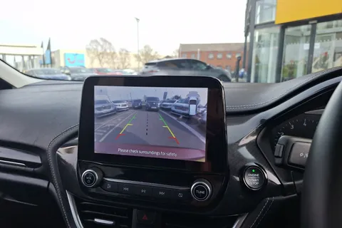 NX21OMV Ford Fiesta 1.0 EcoBoost Hybrid mHEV 125 Vignale Edition 5dr Thumbnail #35