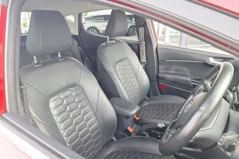 NX21OMV Ford Fiesta 1.0 EcoBoost Hybrid mHEV 125 Vignale Edition 5dr Thumbnail #32