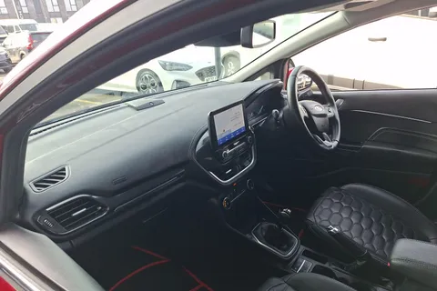 NX21OMV Ford Fiesta 1.0 EcoBoost Hybrid mHEV 125 Vignale Edition 5dr Thumbnail #27