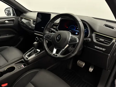 LY72MGE Renault ARKANA 1.6 E-Tech full hybrid 145 Engineered 5dr Auto Thumbnail #14