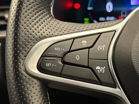 LY72MGE Renault ARKANA 1.6 E-Tech full hybrid 145 Engineered 5dr Auto Thumbnail #15