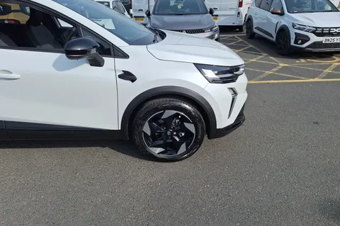 BN25CAV Renault Captur 1.0 TCE 90 Techno 5dr Thumbnail #5