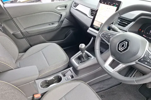 BN25CAV Renault Captur 1.0 TCE 90 Techno 5dr Thumbnail #13