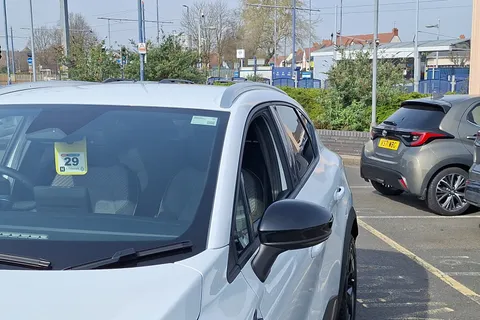 BN25CAV Renault Captur 1.0 TCE 90 Techno 5dr Thumbnail #23