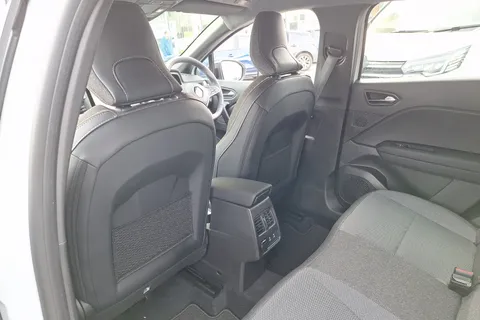 BN25CAV Renault Captur 1.0 TCE 90 Techno 5dr Thumbnail #40