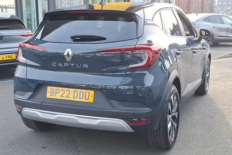 BP22DDU Renault Captur 1.0 TCE 90 Limited 5dr Thumbnail #22