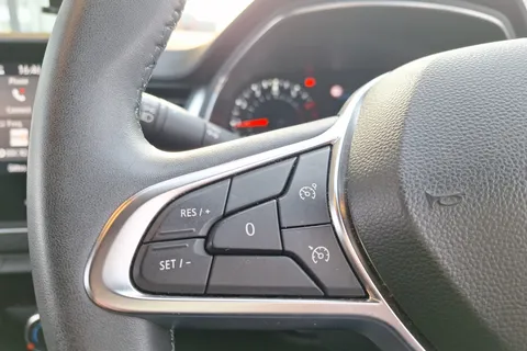 BP22DDU Renault Captur 1.0 TCE 90 Limited 5dr Thumbnail #38