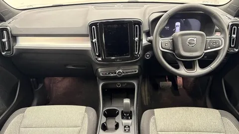 RE25LBL Volvo XC40 2.0 B3P Core 5dr Auto Thumbnail #9