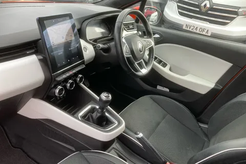 BT70LFZ Renault Clio 1.0 TCe 100 S Edition 5dr Thumbnail #4