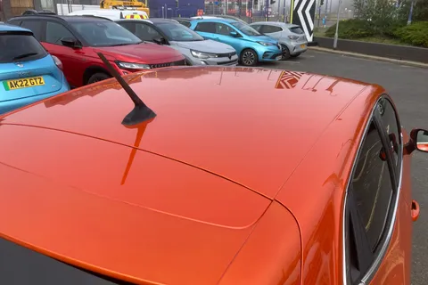 BT70LFZ Renault Clio 1.0 TCe 100 S Edition 5dr Thumbnail #29